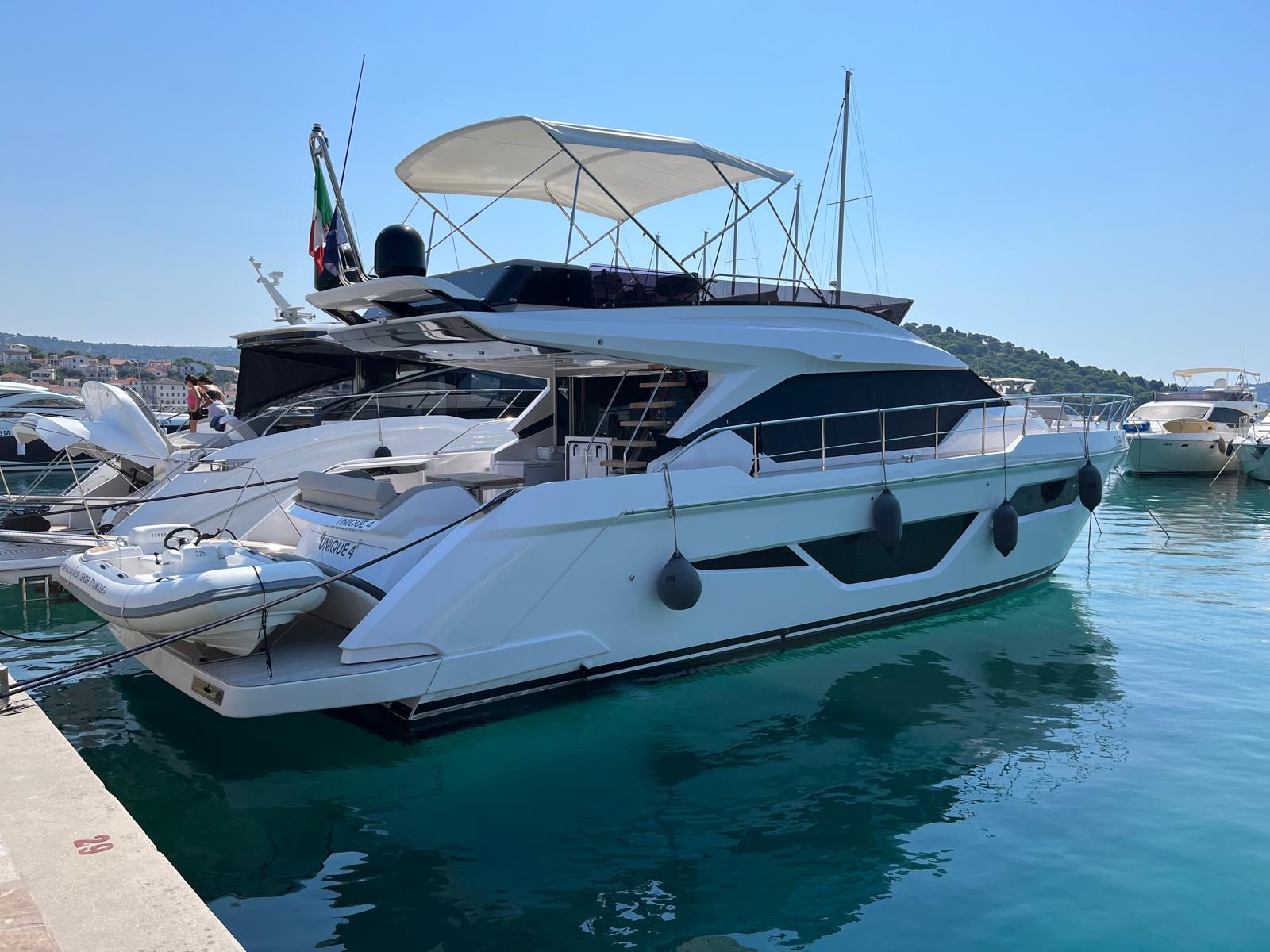 2023 FERRETTI YACHTS 580 